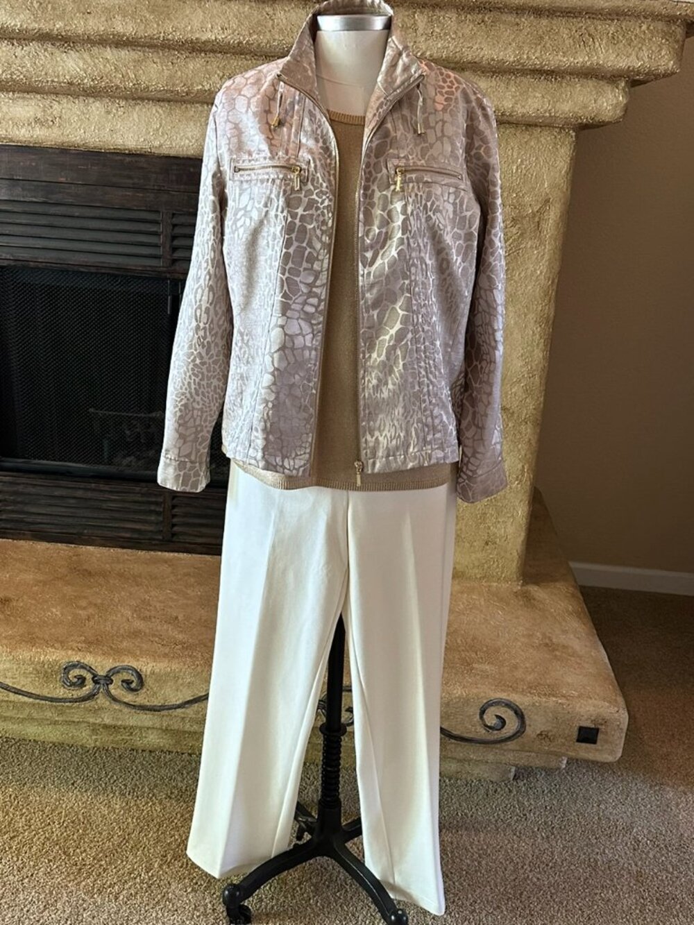 2 Pieces - Gold and Cream jacket/ & top. Graduation, party - L
